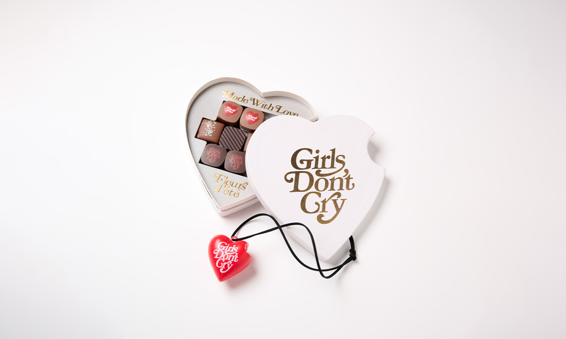 été x Girls Donʼt Cry Transport's Reservation - OMAKASE